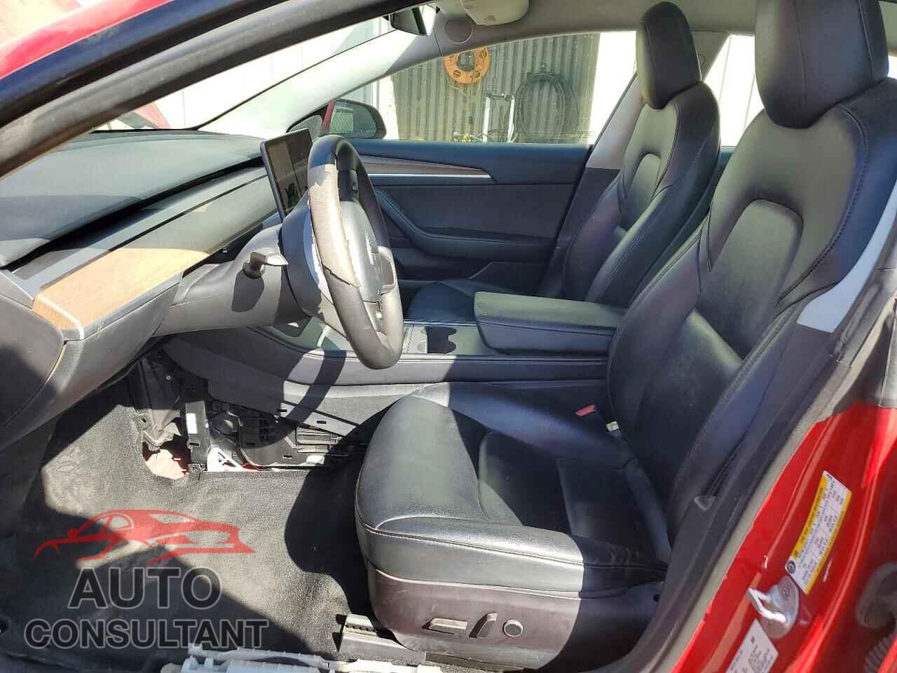 TESLA MODEL 3 2022 - 5YJ3E1EA8NF289708