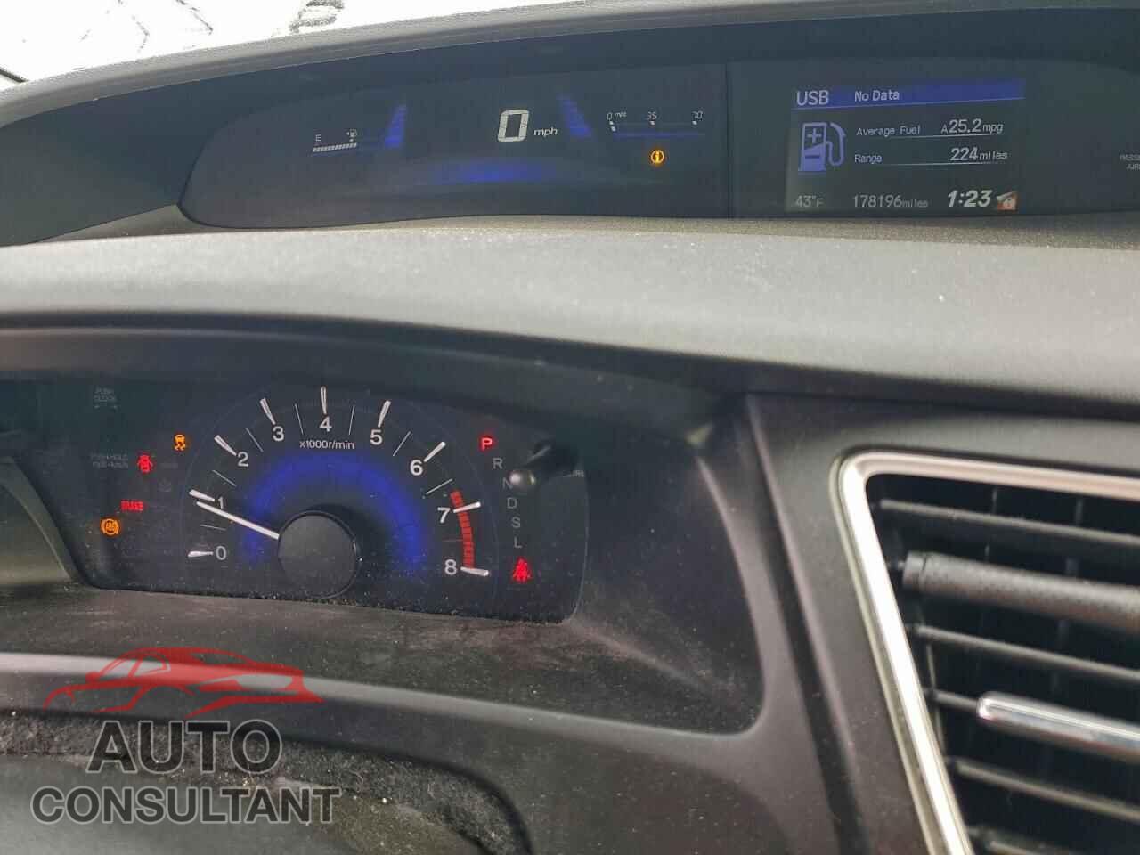 HONDA CIVIC 2014 - 19XFB2F5XEE202426