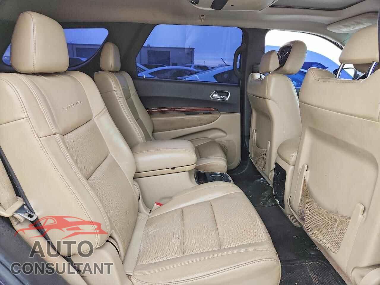 DODGE DURANGO 2013 - 1C4SDHET3DC690815