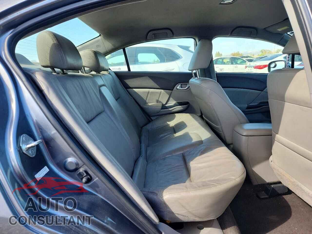 HONDA CIVIC 2012 - JHMFB4F31CS008287