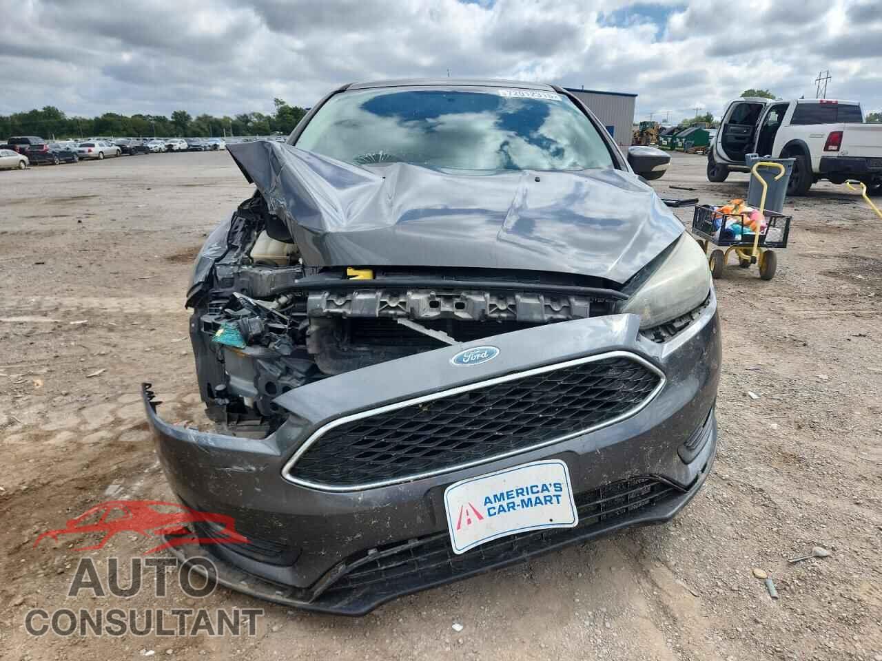FORD FOCUS 2015 - 1FADP3K27FL319101
