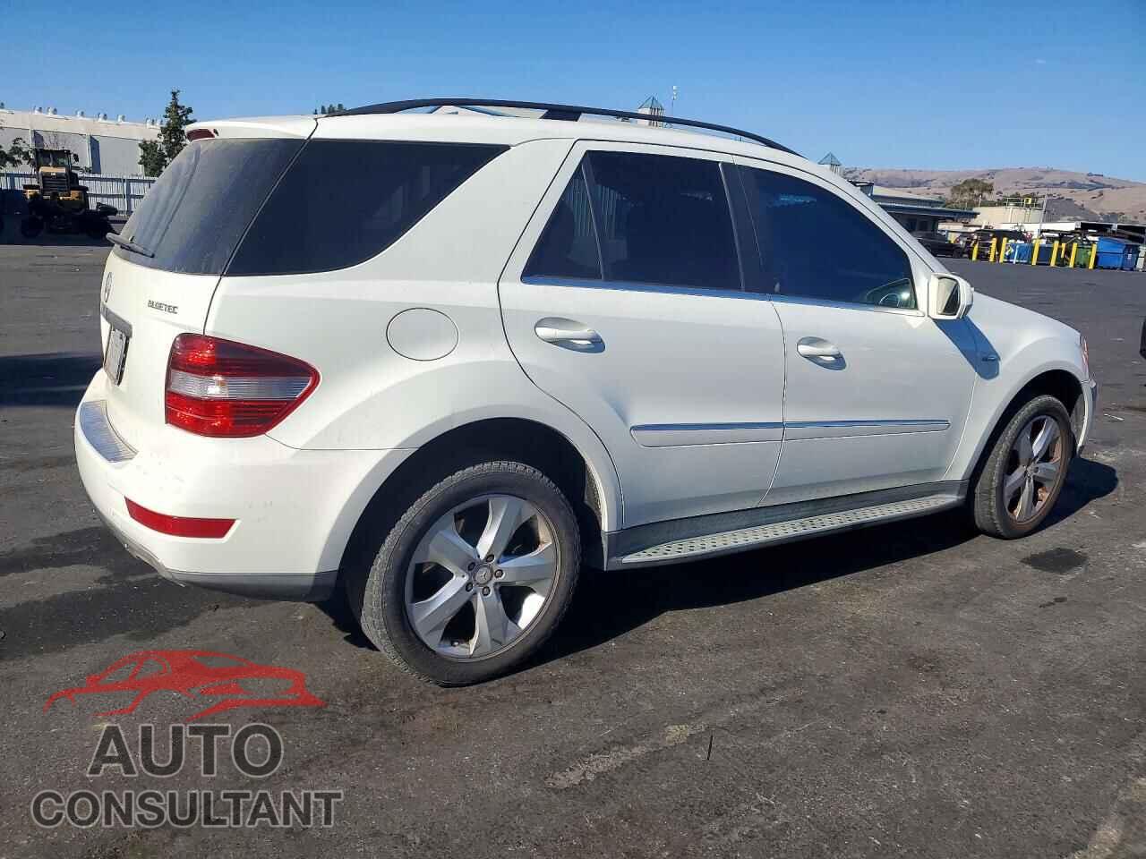 MERCEDES-BENZ M-CLASS 2010 - 4JGBB2FB0AA621141