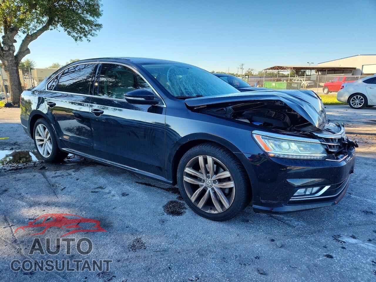 VOLKSWAGEN PASSAT 2018 - 1VWBA7A33JC000577