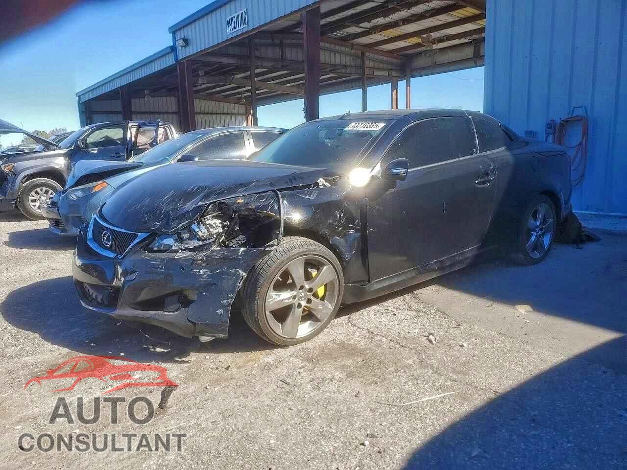LEXUS IS 2011 - JTHFE2C23B2505816