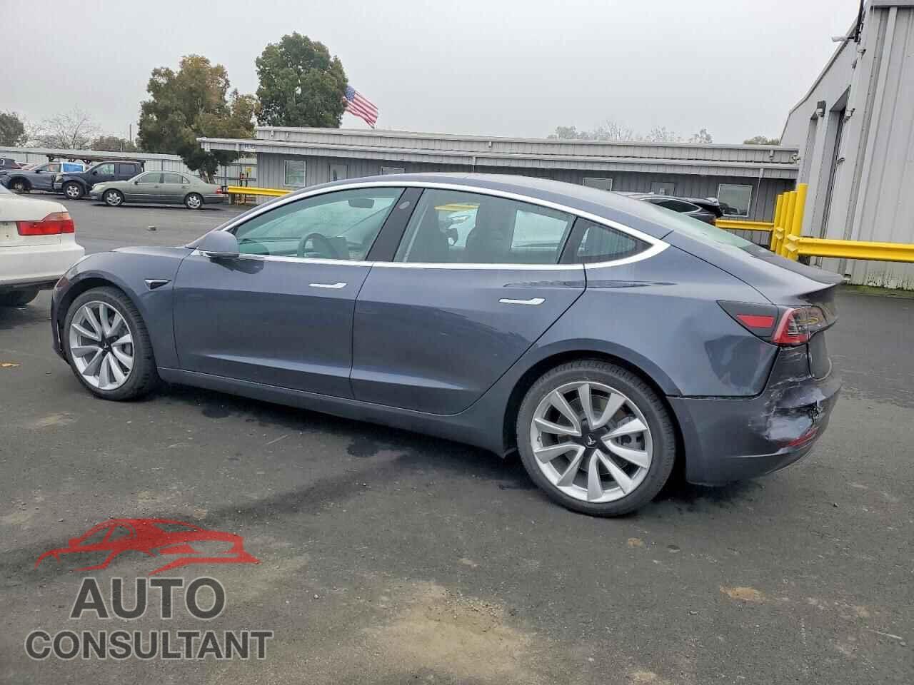 TESLA MODEL 3 2018 - 5YJ3E1EB7JF185231
