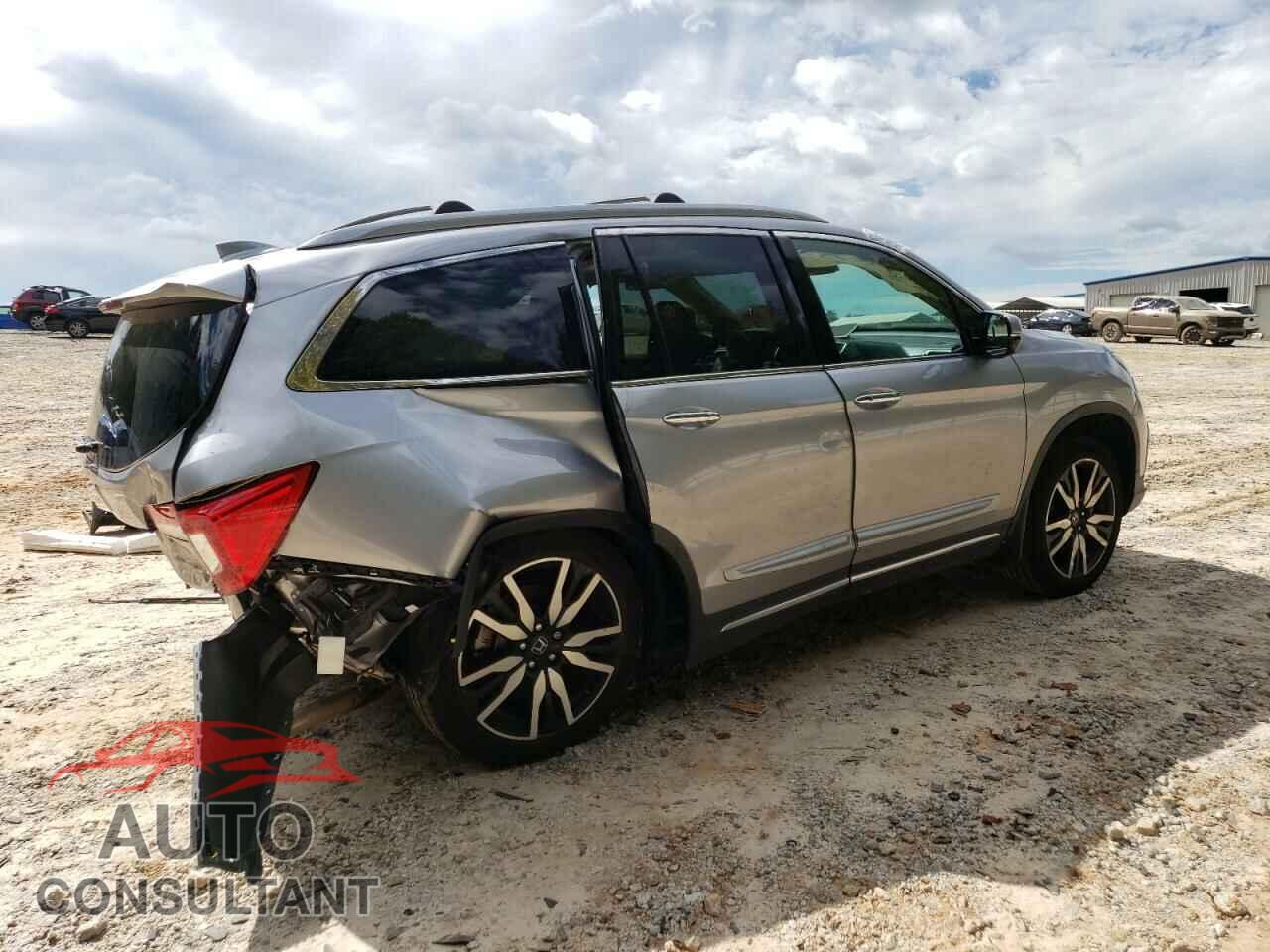 HONDA PILOT 2019 - 5FNYF6H00KB056534