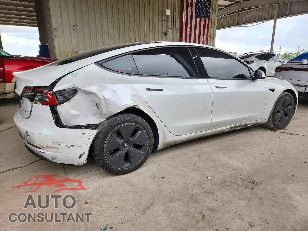 TESLA MODEL 3 2022 - 5YJ3E1EB6NF334072
