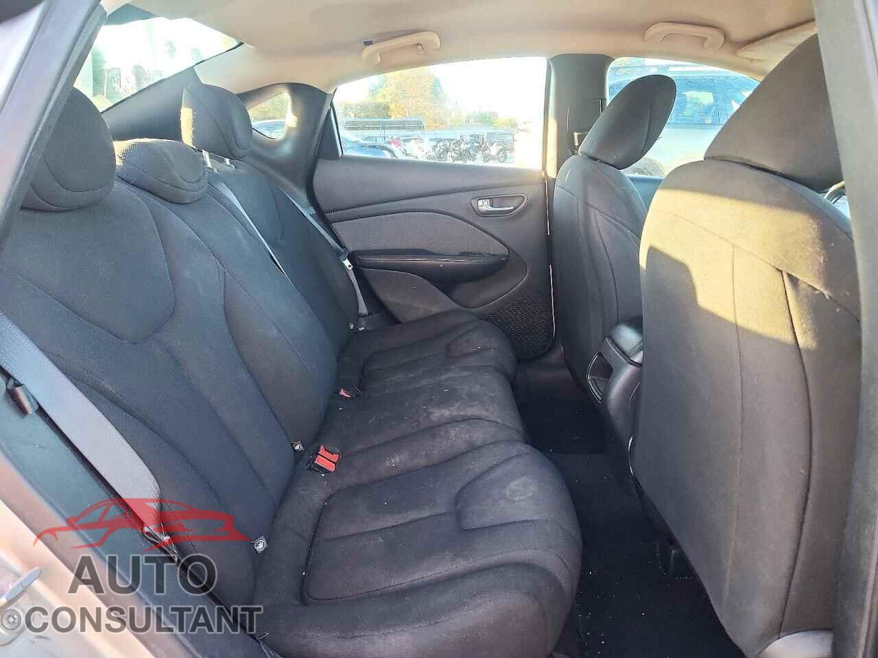 DODGE DART 2013 - 1C3CDFAA7DD214658