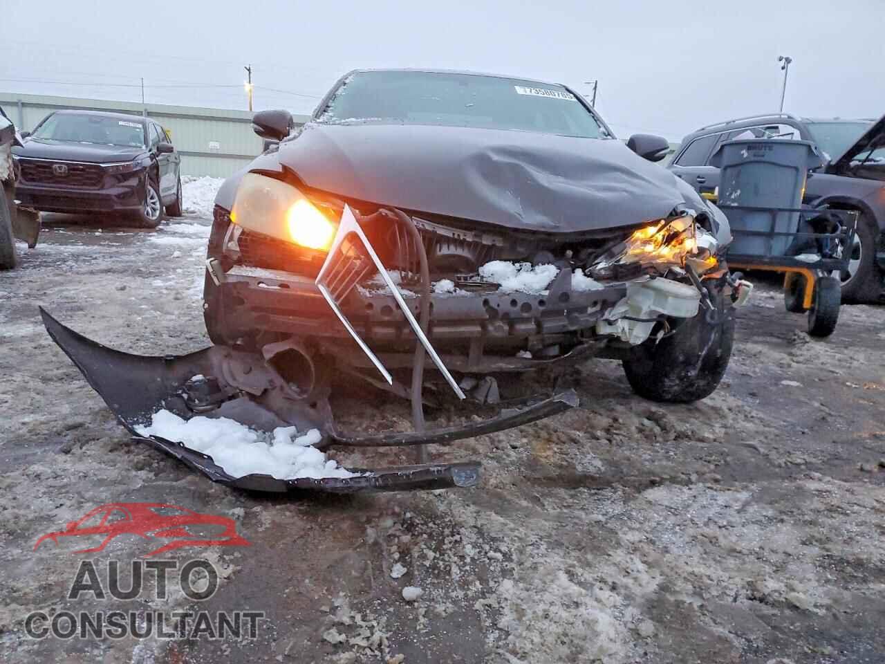 LEXUS IS 2012 - JTHCF5C26C5053328