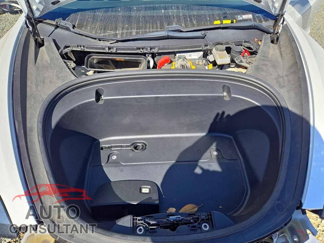 TESLA MODEL 3 2020 - 5YJ3E1EA2LF632607