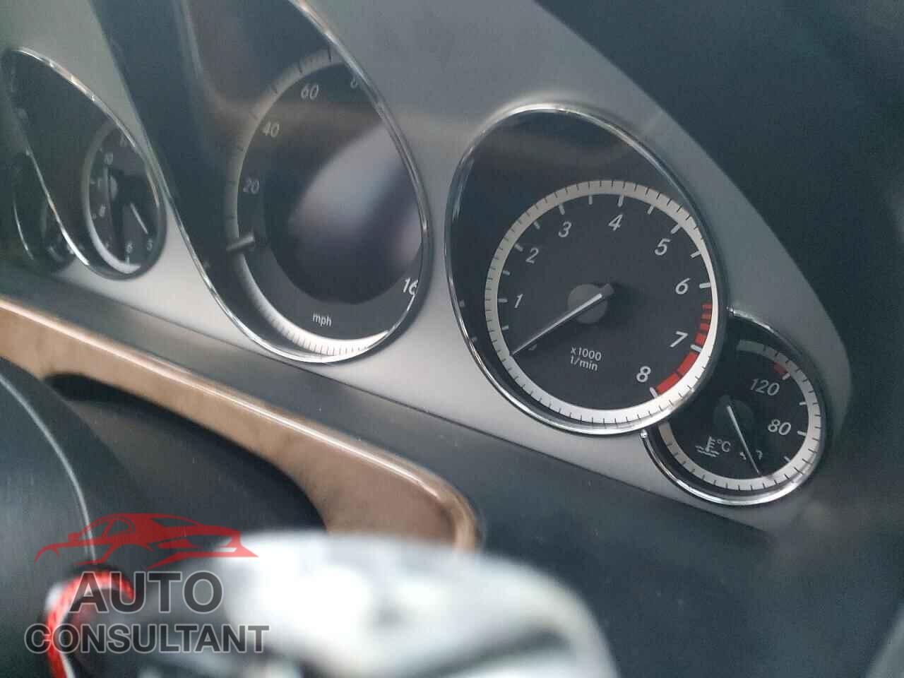 MERCEDES-BENZ E-CLASS 2013 - WDDHF8JB1DA728559