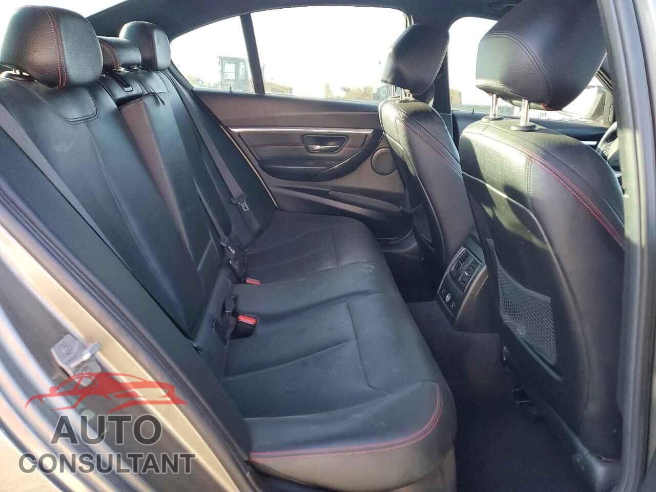 BMW 3 SERIES 2016 - WBA8E3G57GNU02017