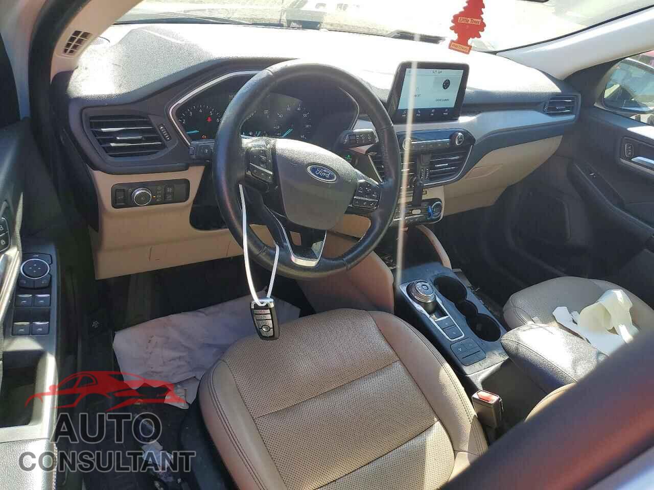 FORD ESCAPE 2021 - 1FMCU0H60MUA63474