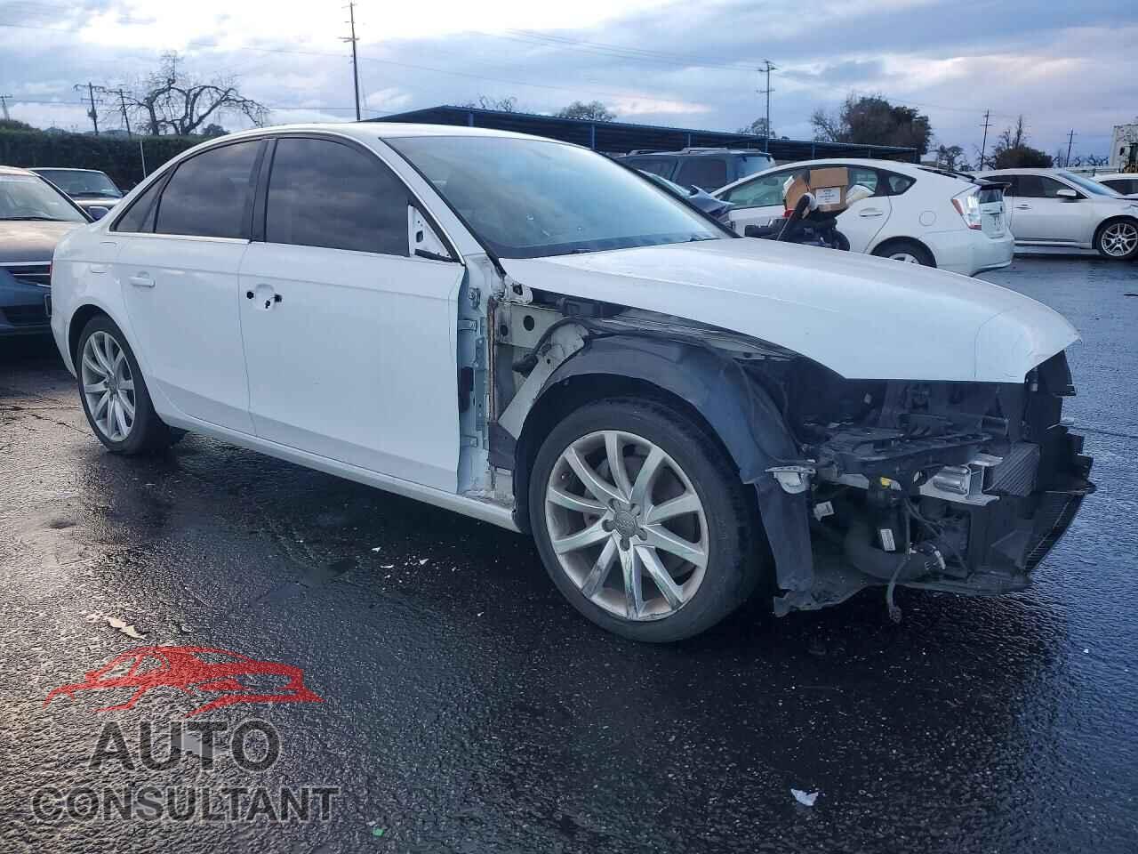 AUDI A4 2013 - WAUFFAFL3DN028980