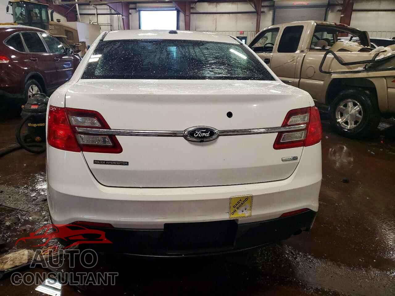 FORD TAURUS 2017 - 1FAHP2MK8HG123723