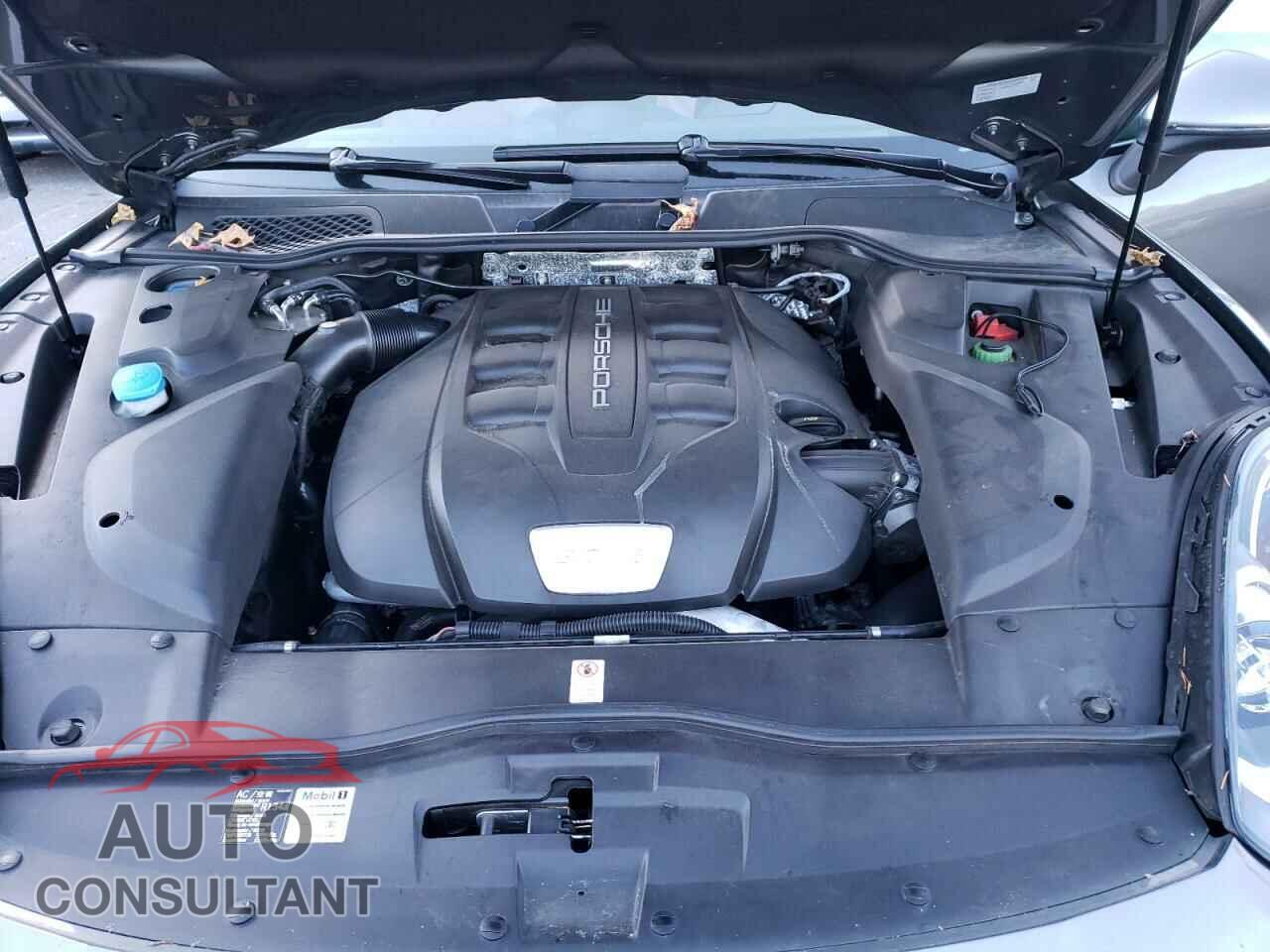 PORSCHE CAYENNE 2016 - WP1AF2A29GLA40146