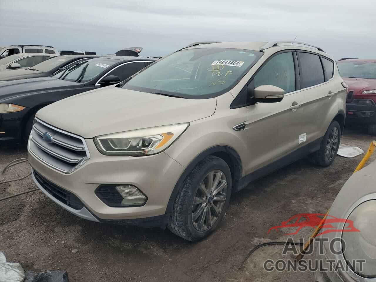 FORD ESCAPE 2017 - 1FMCU0JD8HUE56847