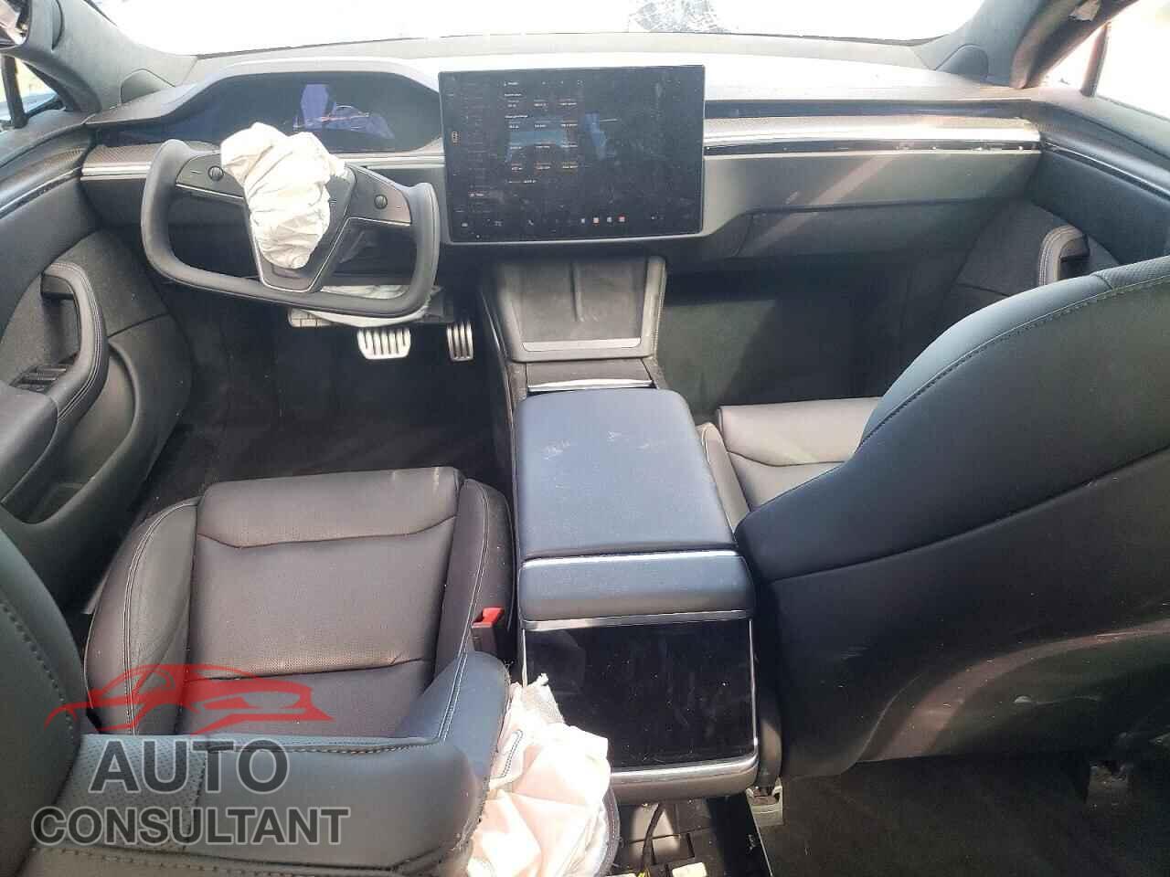 TESLA MODEL S 2023 - 5YJSA1E67PF512455