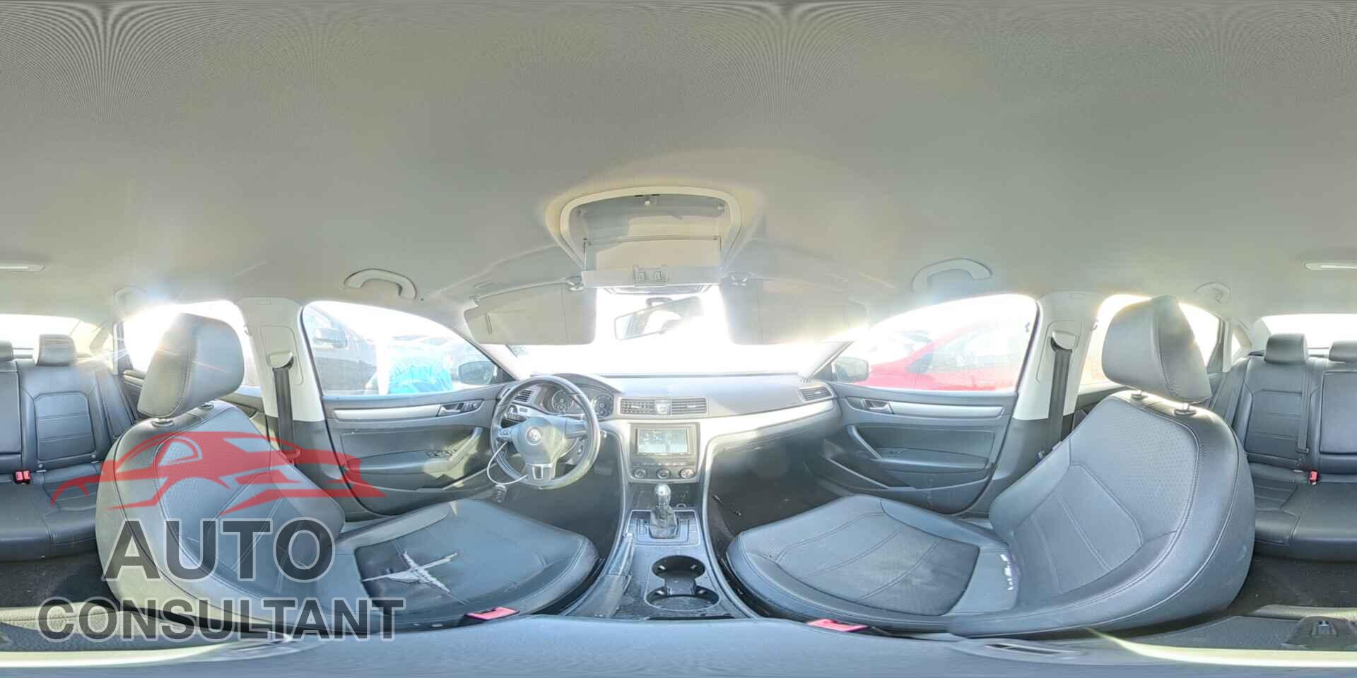 VOLKSWAGEN PASSAT 2014 - 1VWAT7A37EC088321