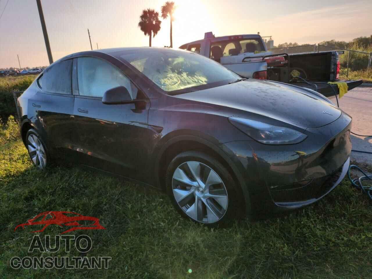 TESLA MODEL Y 2024 - 7SAYGDEE3RA252026