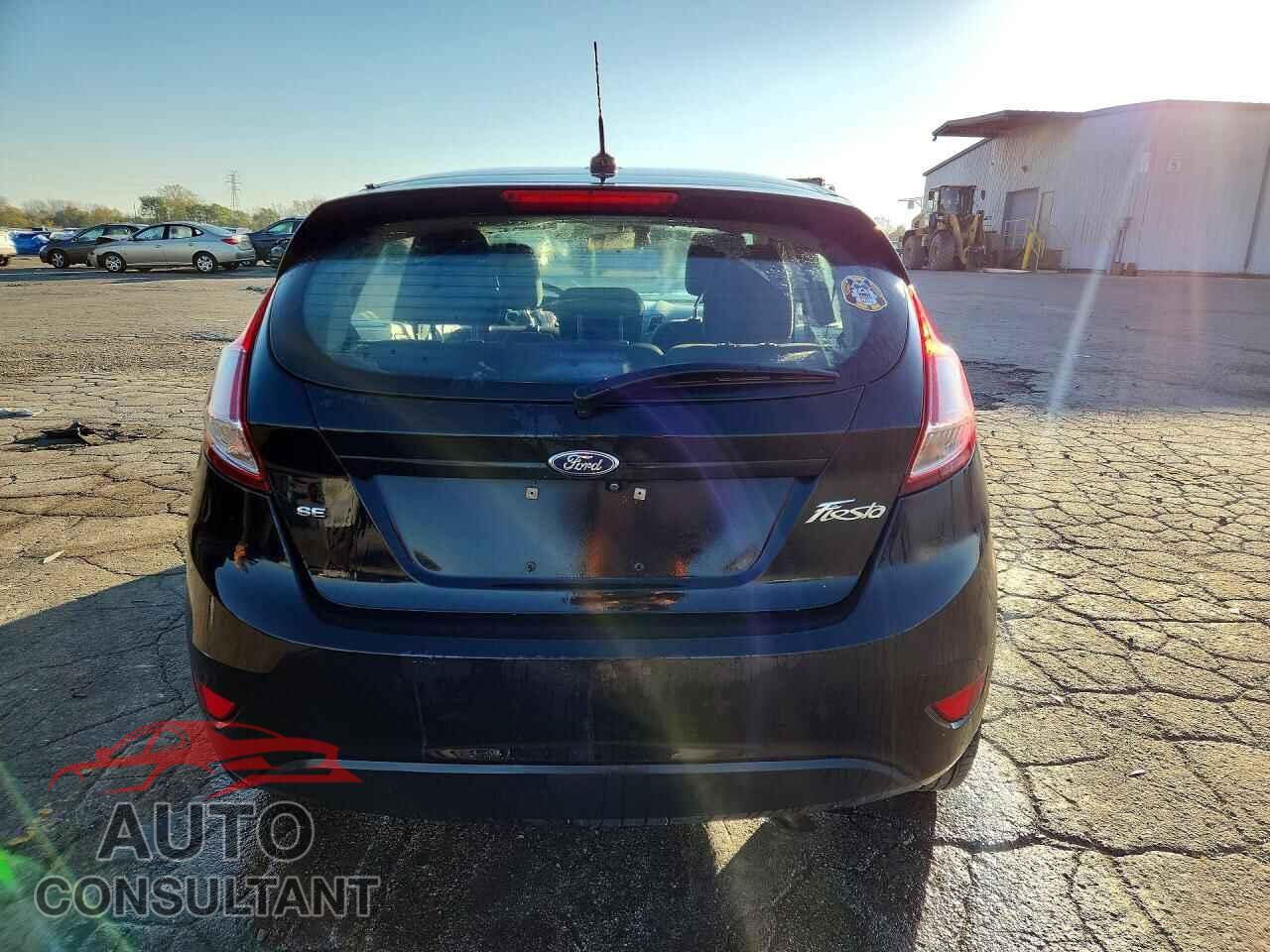 FORD FIESTA 2018 - 3FADP4EJ0JM106085