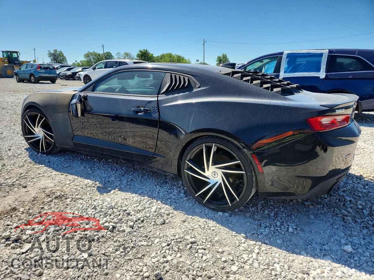 CHEVROLET CAMARO 2017 - 1G1FB1RS3H0137663