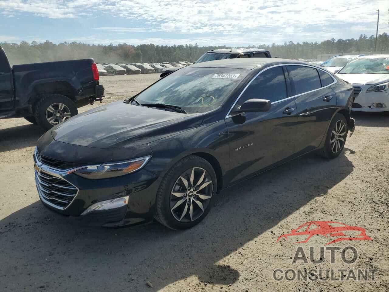 CHEVROLET MALIBU 2020 - 1G1ZD5ST8LF102396