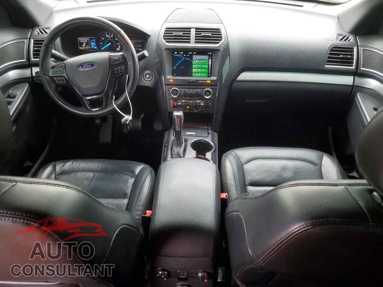 FORD EXPLORER 2017 - 1FM5K7DHXHGA84657