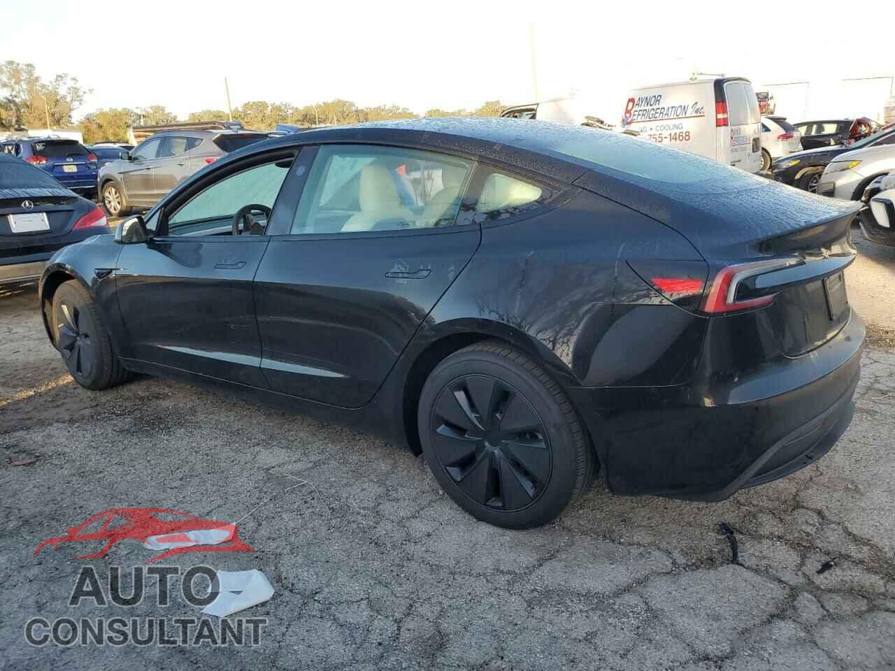 TESLA MODEL 3 2024 - 5YJ3E1EA0RF811365