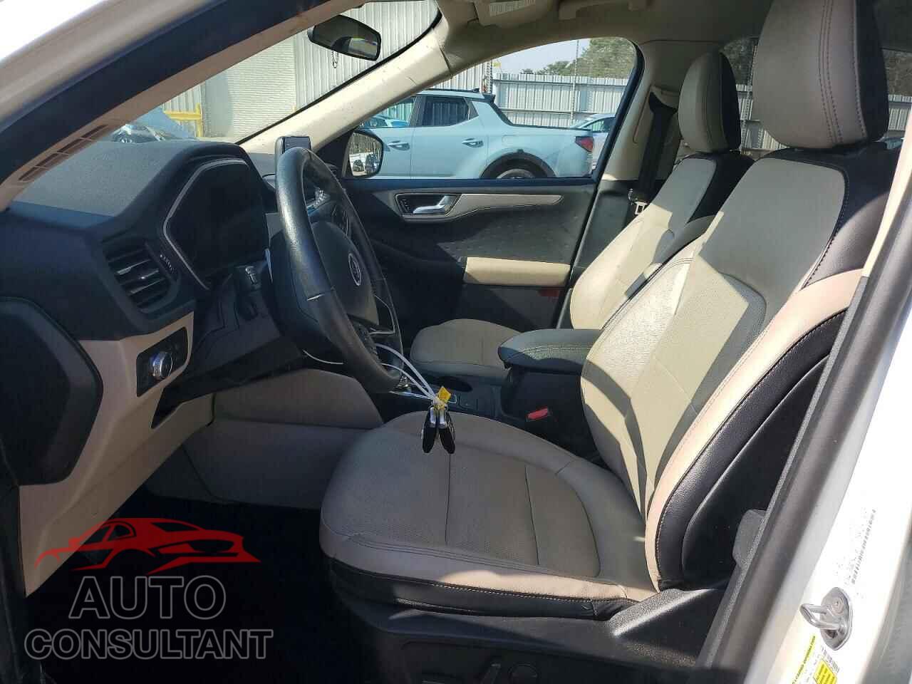 FORD ESCAPE 2020 - 1FMCU0H60LUA91726