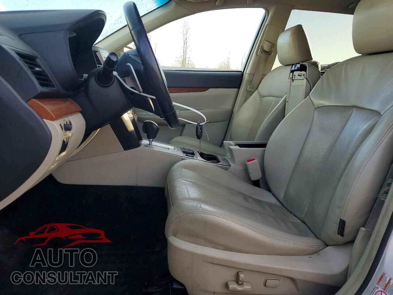 SUBARU OUTBACK 2013 - 4S4BRBKC6D3290570