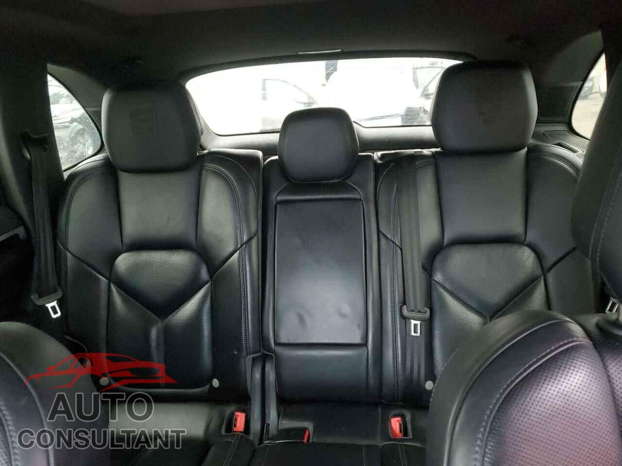 PORSCHE CAYENNE 2017 - WP1AE2A2XHLA75671