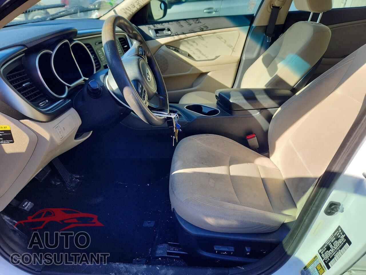 KIA OPTIMA 2014 - 5XXGM4A78EG328780
