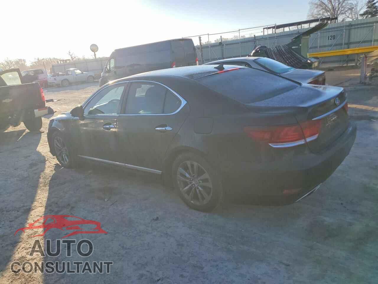 LEXUS LS460 2013 - JTHBL5EFXD5124679