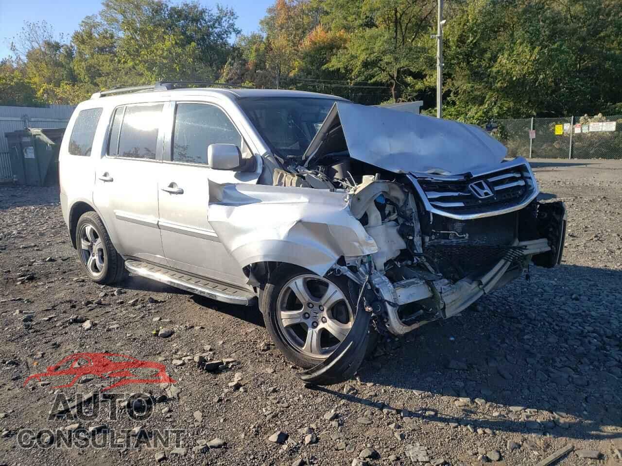HONDA PILOT 2013 - 5FNYF4H66DB043900