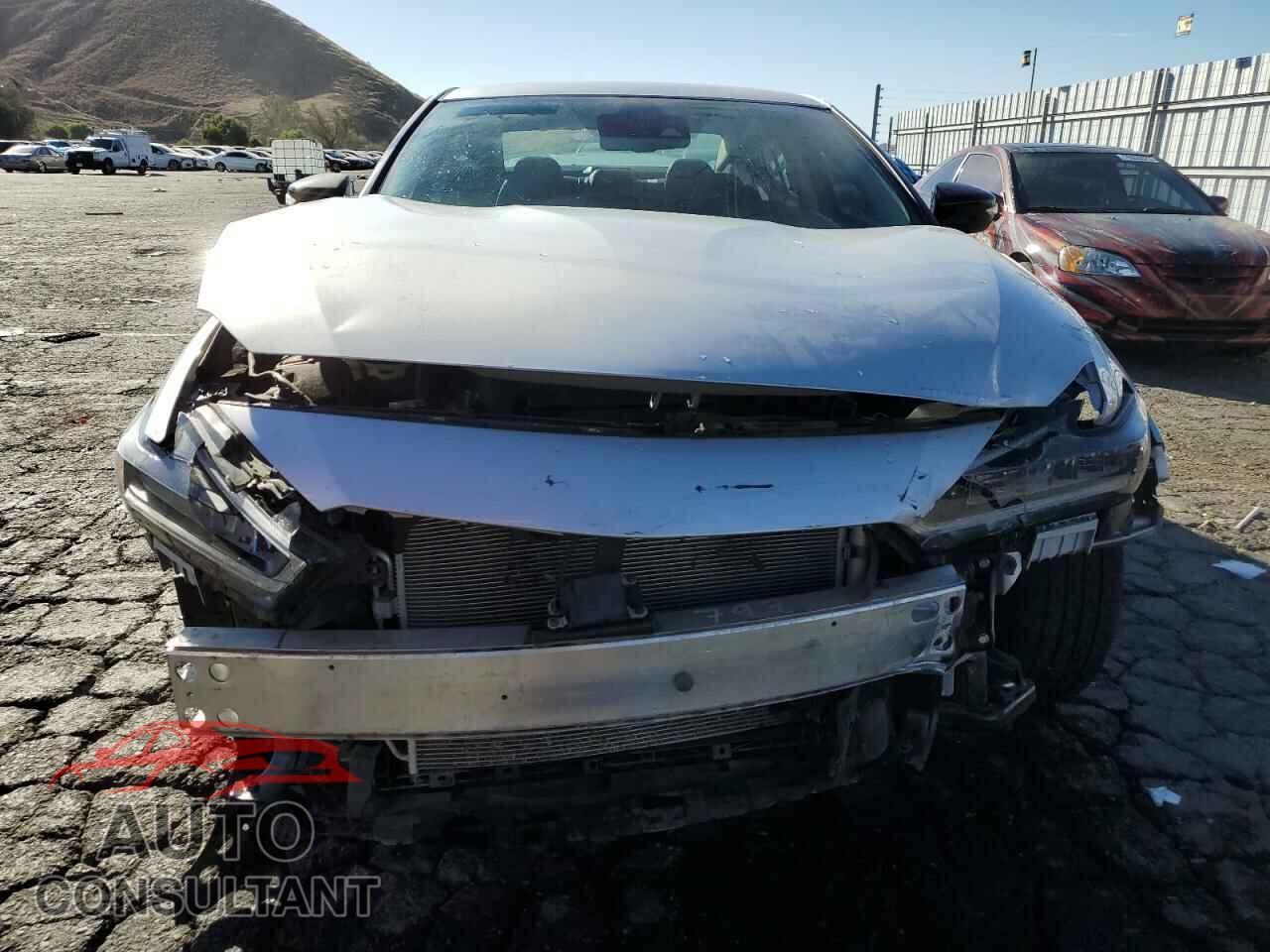 NISSAN MAXIMA 2022 - 1N4AA6CV3NC502704