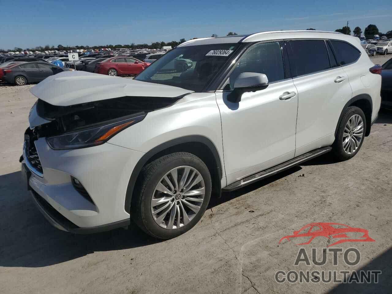 TOYOTA HIGHLANDER 2023 - 5TDKDRBH6PS005943