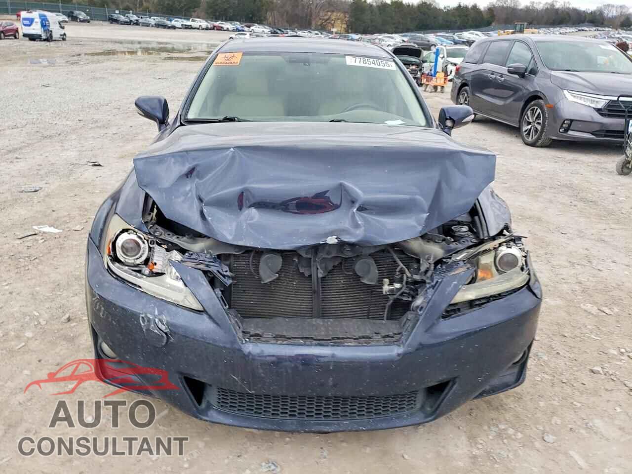 LEXUS IS 2011 - JTHCF5C24B2034955