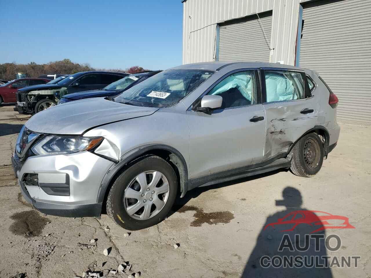 NISSAN ROGUE 2018 - KNMAT2MV0JP506126