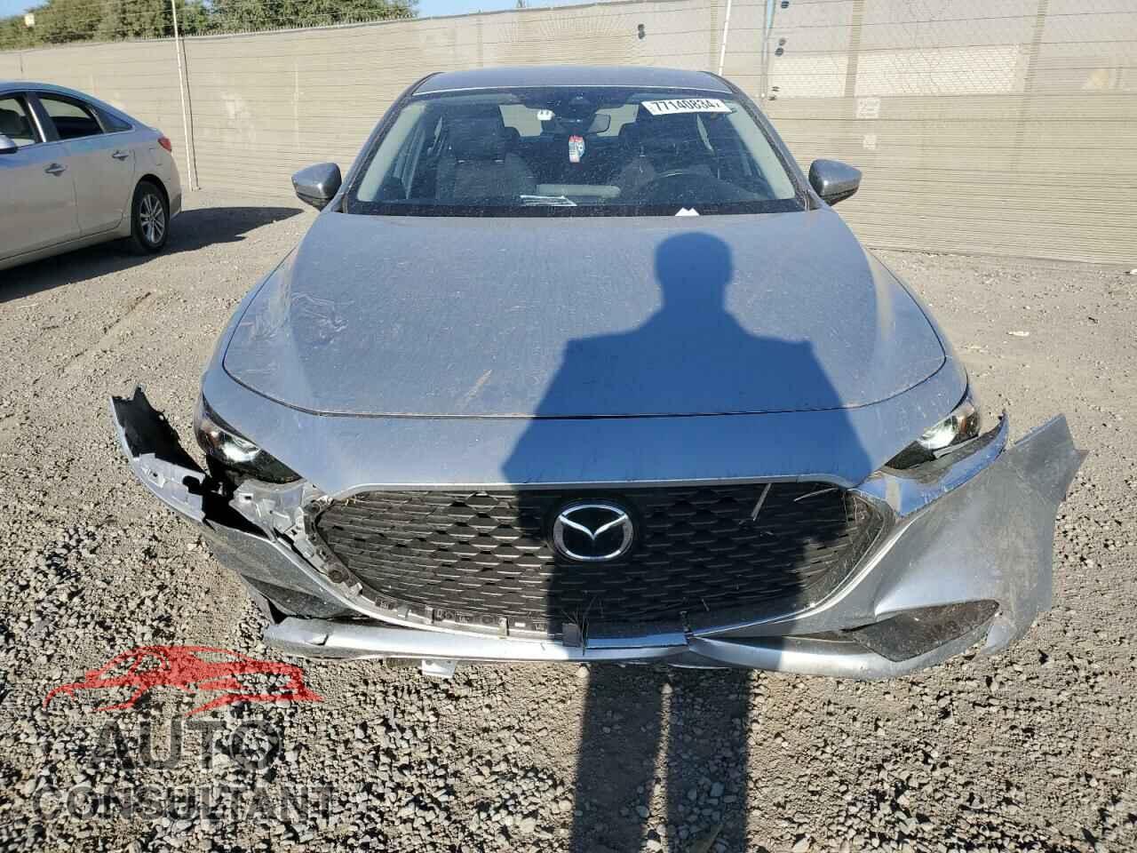 MAZDA 3 2021 - JM1BPAA76M1326455
