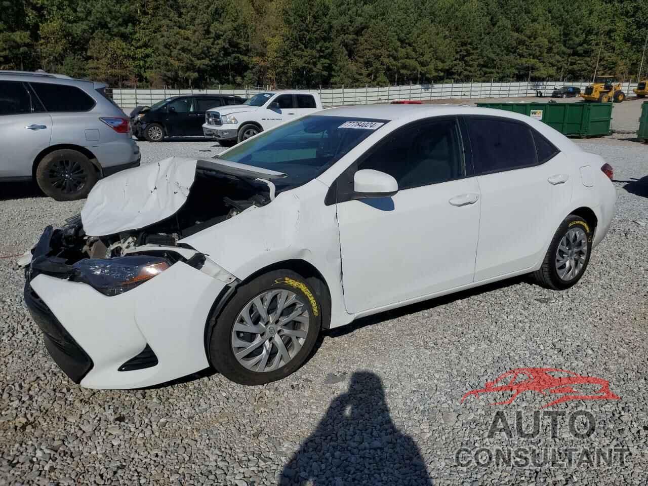 TOYOTA COROLLA 2018 - 5YFBURHE2JP771715