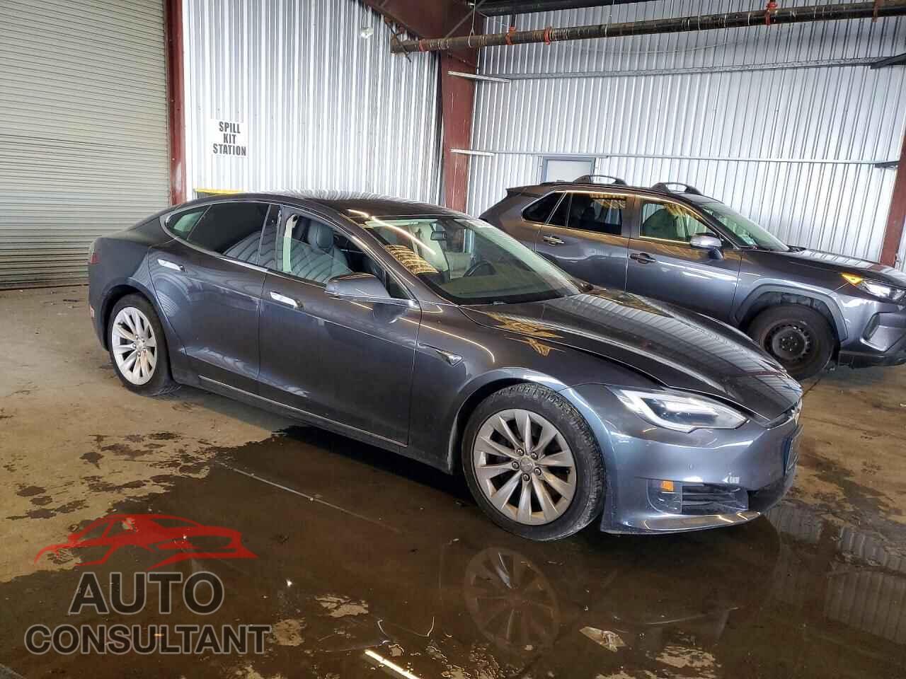 TESLA MODEL S 2017 - 5YJSA1E11HF207300