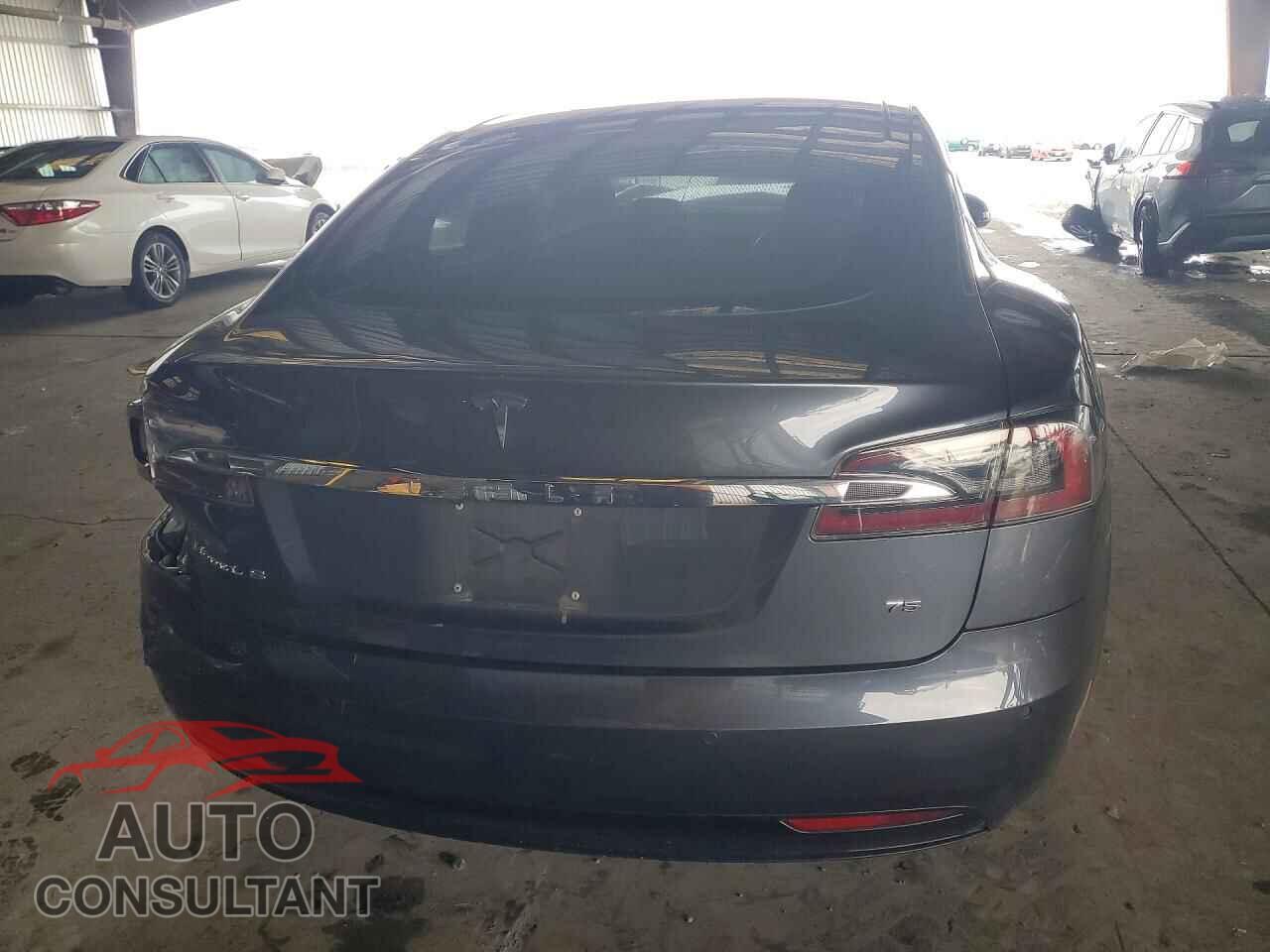 TESLA MODEL S 2017 - 5YJSA1E10HF187122