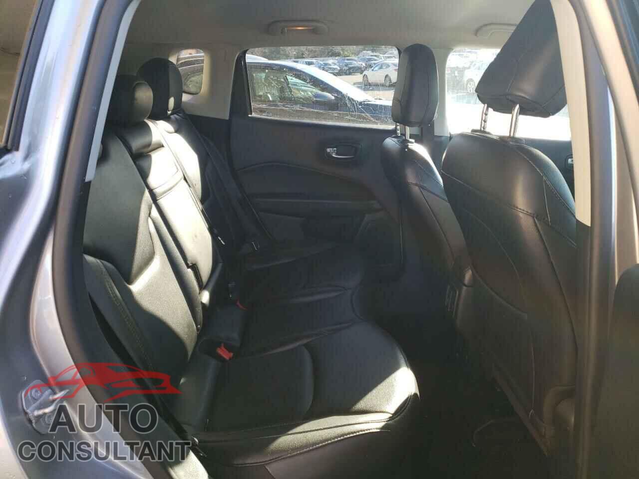 JEEP COMPASS 2019 - 3C4NJCCB9KT675692