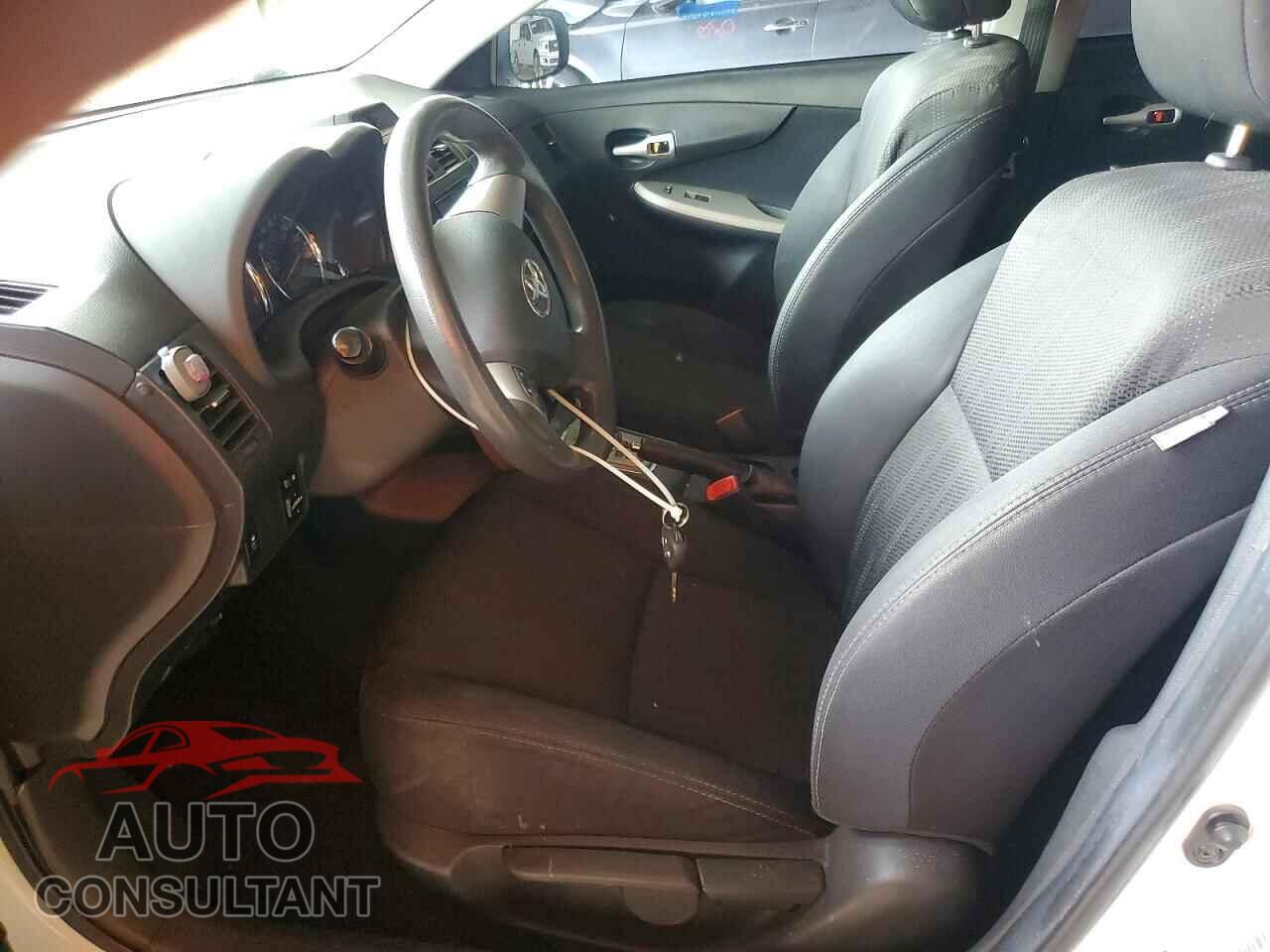 TOYOTA COROLLA 2013 - 5YFBU4EE6DP213071