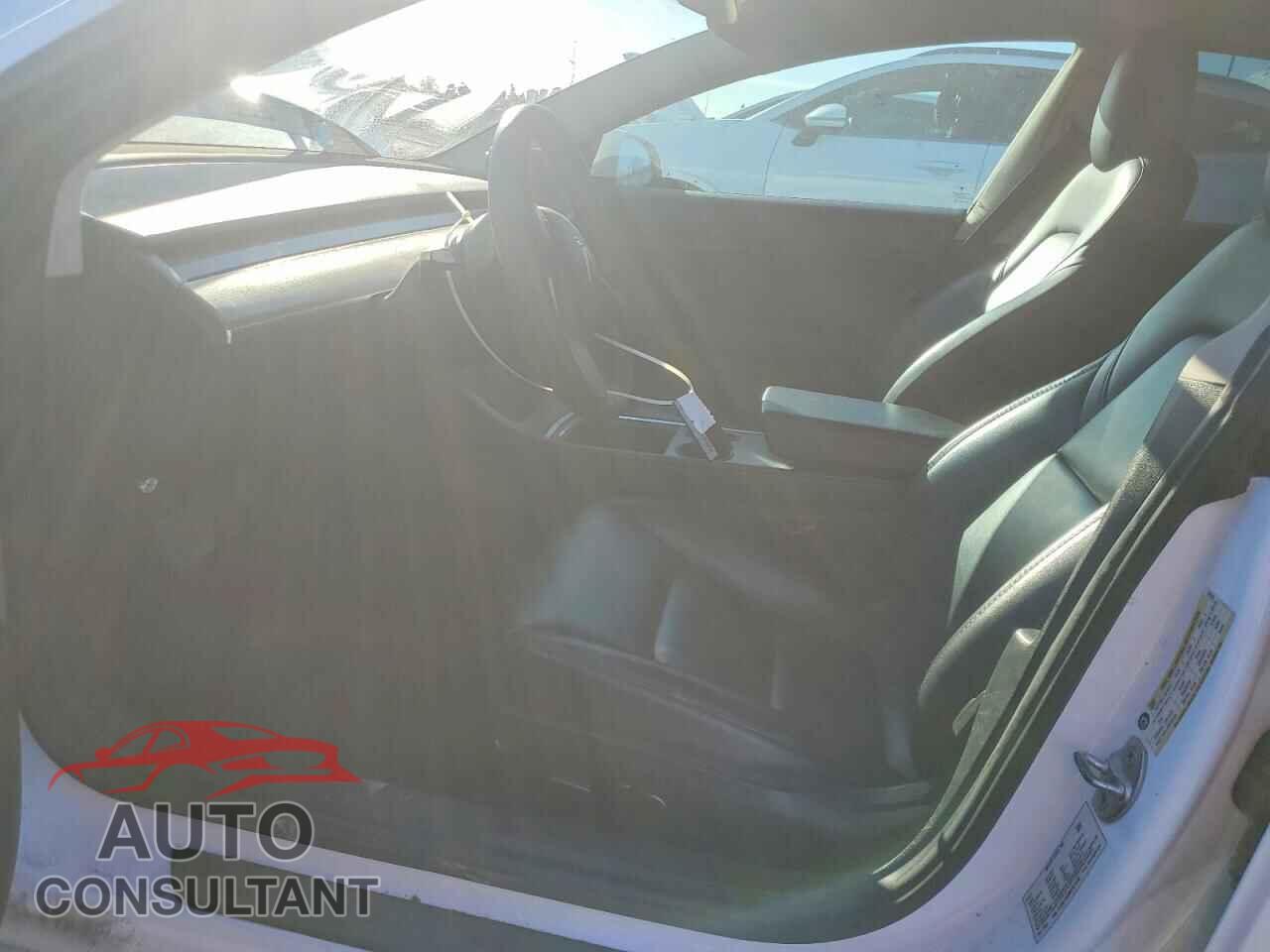TESLA MODEL 3 2021 - 5YJ3E1EB9MF927648