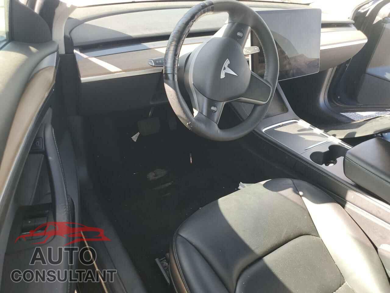 TESLA MODEL 3 2022 - 5YJ3E1EAXNF304502