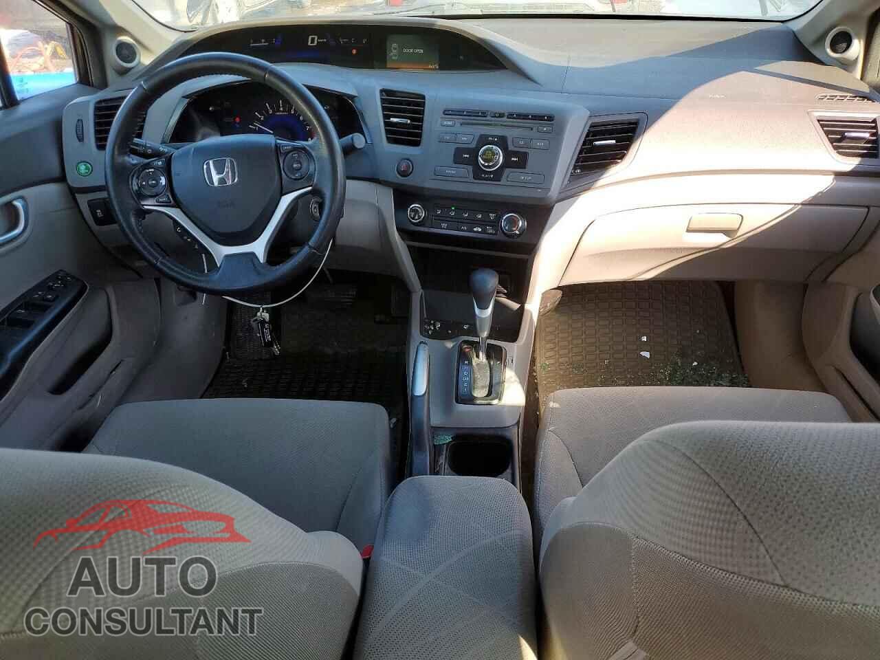 HONDA CIVIC 2012 - 2HGFB2F56CH030995