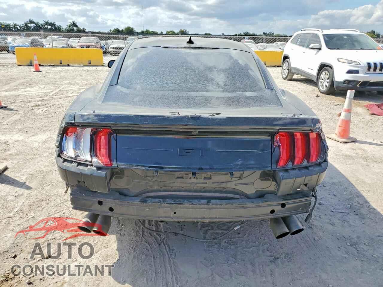 FORD MUSTANG 2023 - 1FA6P8CF3P5301188
