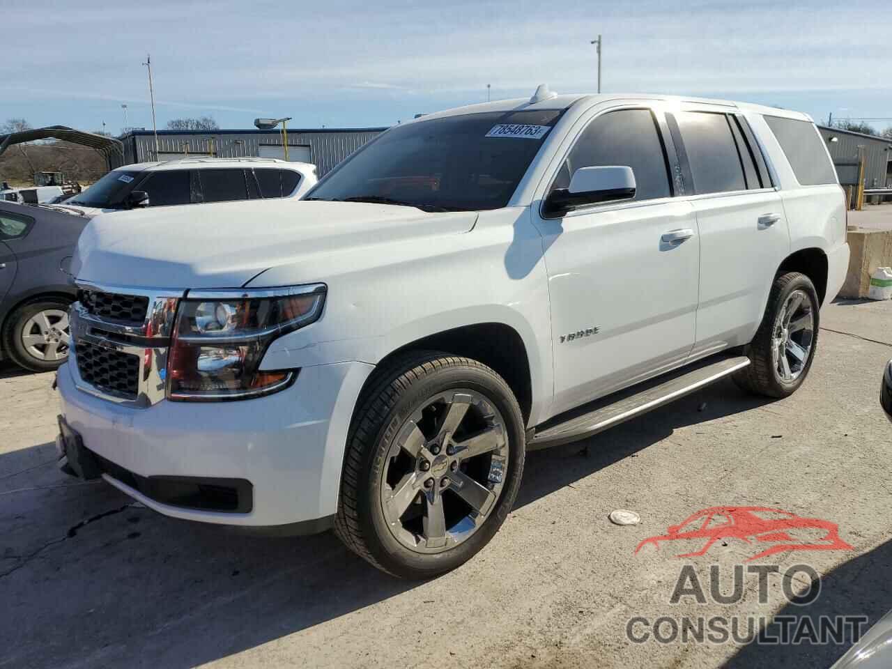 CHEVROLET TAHOE 2018 - 1GNSKDEC1JR236626